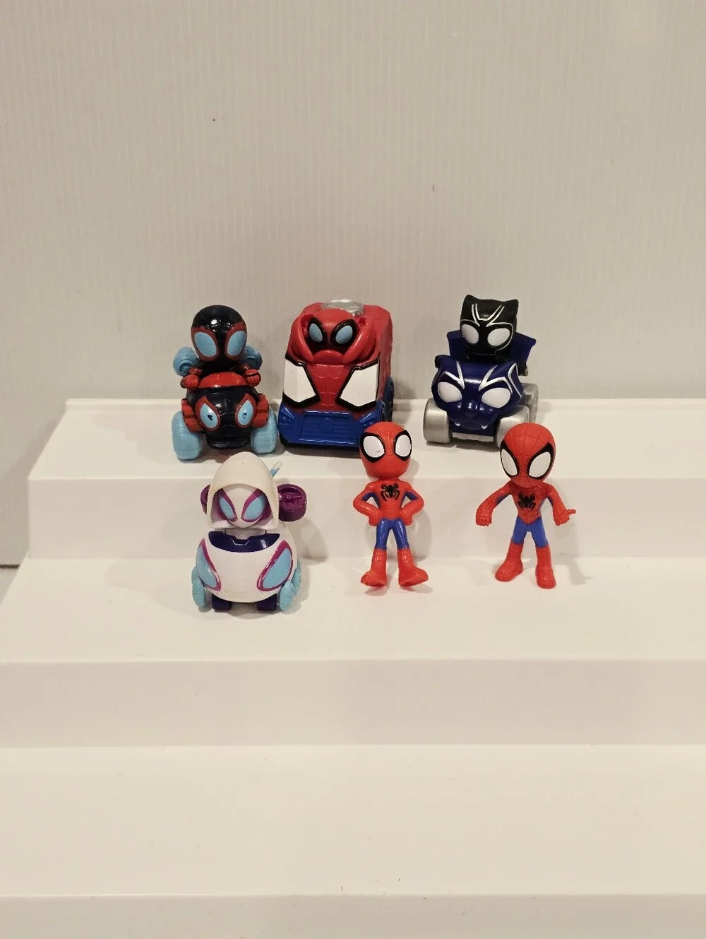 Marvel Spidey & His Amazing Friends Web Squad Racers and Figure Set